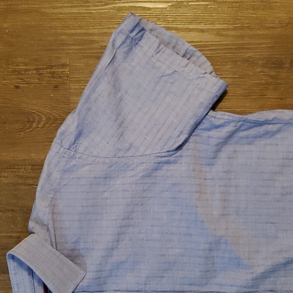 Untuckit Mens Short Sleeve Button Shirt Size XL - Picture 4 of 9